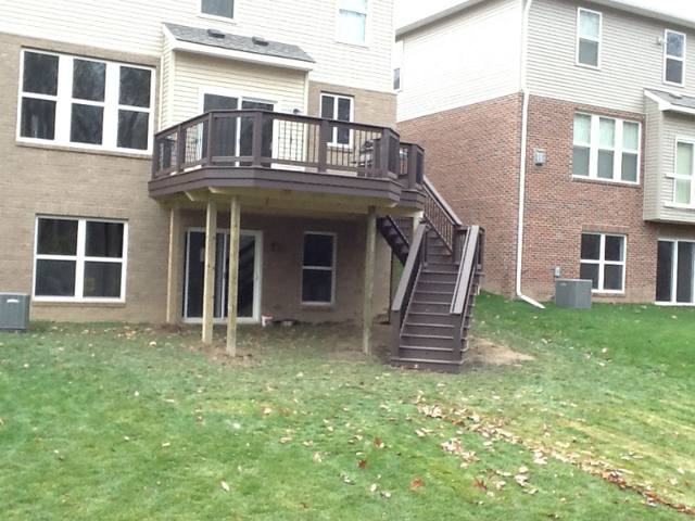 Composite Decks by Supreme Deck, Michigan deck contractor - photo 3