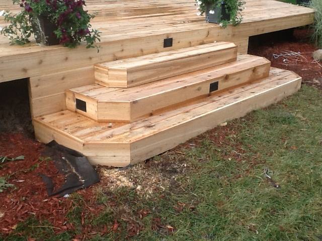 Deck Lighting by Supreme Deck, Michigan deck contractor - photo 4