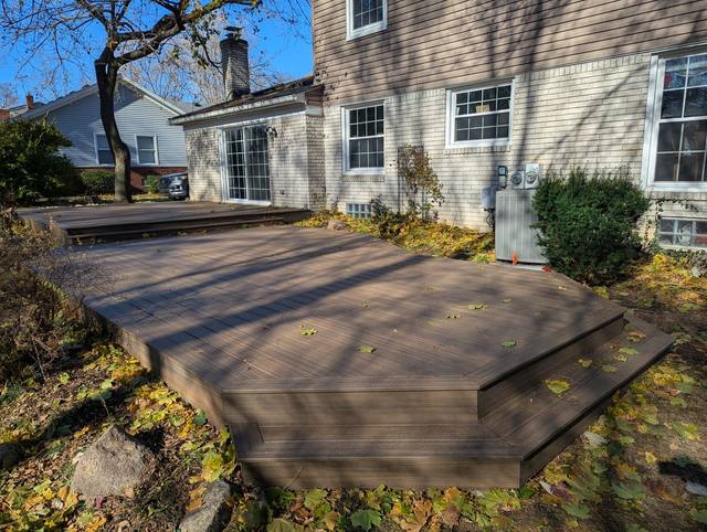 Trex Toasted Sand deck in Plymouth, MI built by Supreme Deck